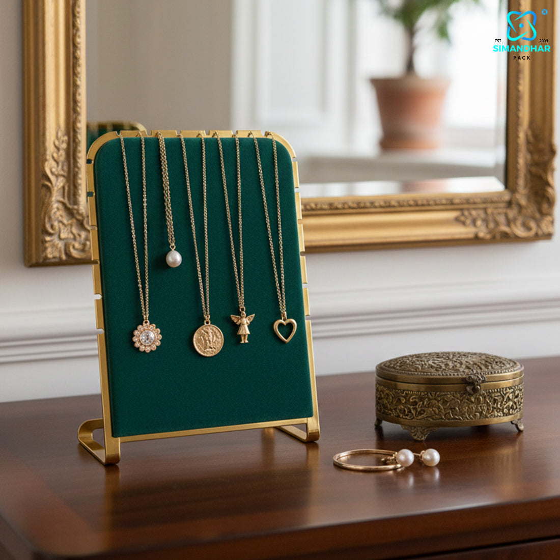 Designer Velvet Jewellery Chain Stand for Pendant Display