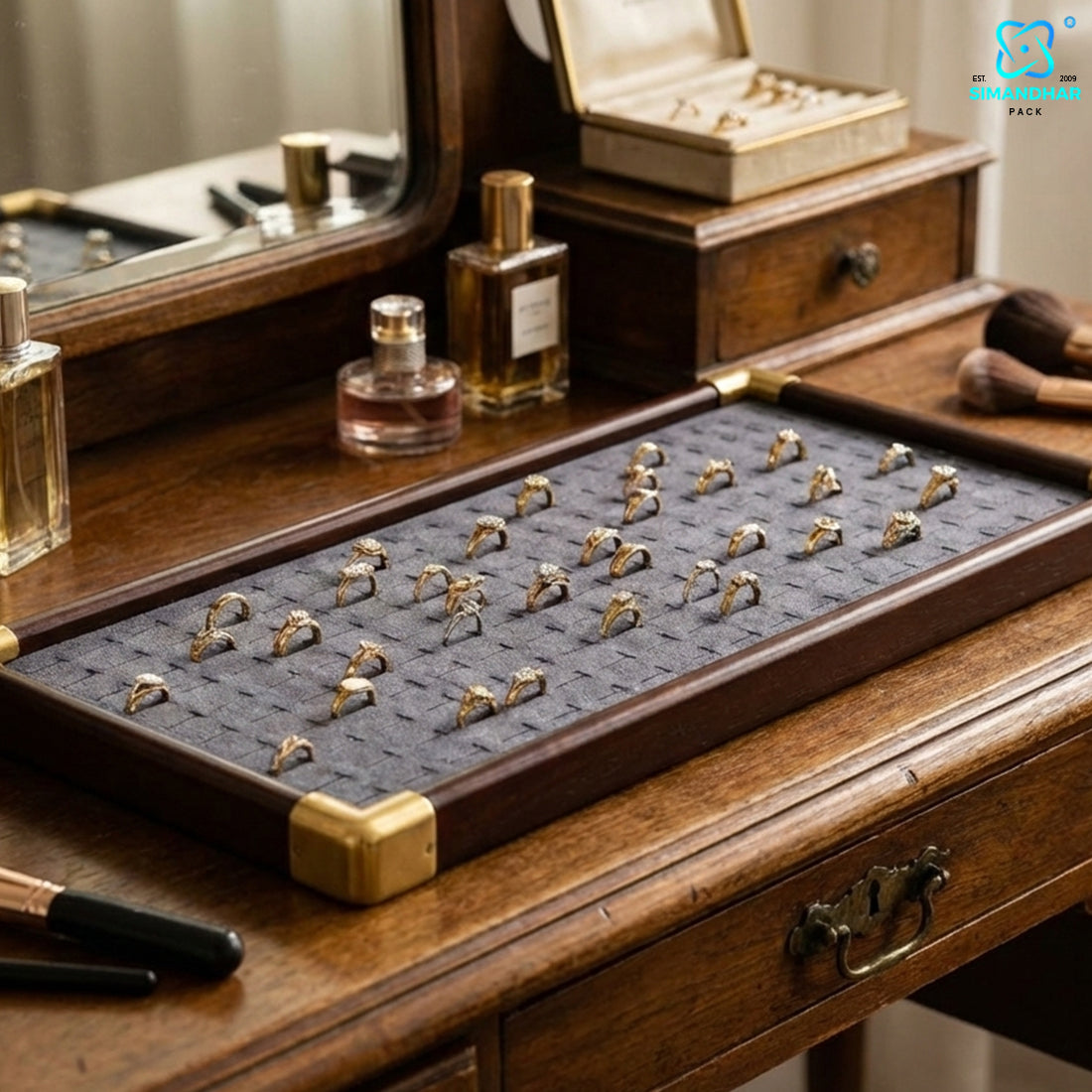 Fancy Velvet Rings Wooden Display Tray for Jewellery